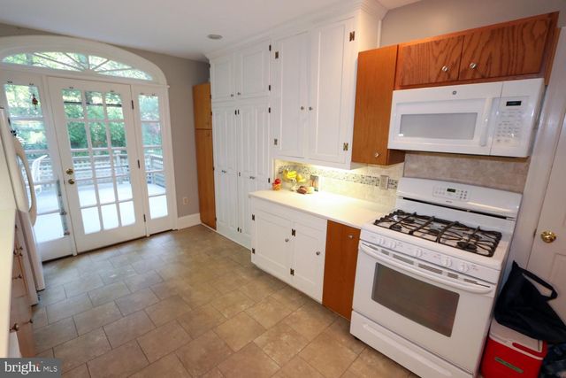 2701 ALDEN RD, Bryn Athyn, PA 19009