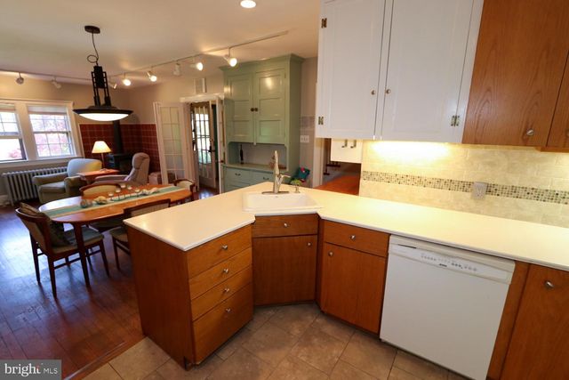 2701 ALDEN RD, Bryn Athyn, PA 19009