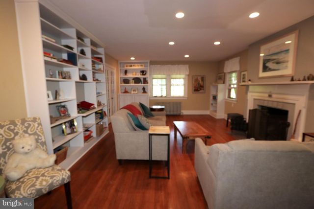 2701 ALDEN RD, Bryn Athyn, PA 19009