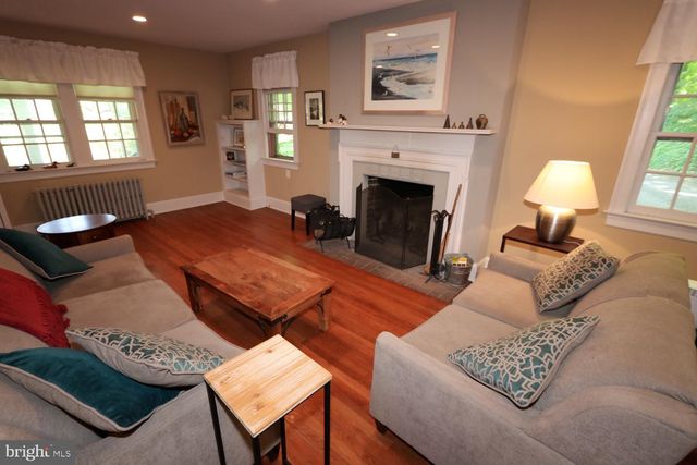 2701 ALDEN RD, Bryn Athyn, PA 19009