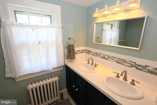 2701 ALDEN RD, Bryn Athyn, PA 19009