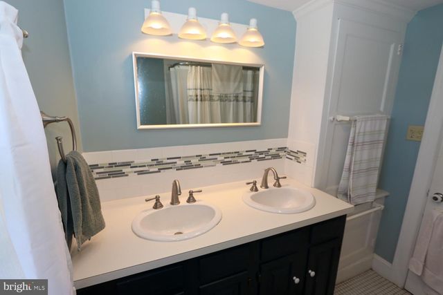 2701 ALDEN RD, Bryn Athyn, PA 19009