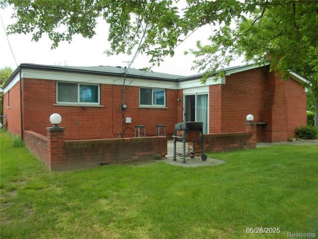 36890 WEBER Drive, Sterling Heights, MI 48310