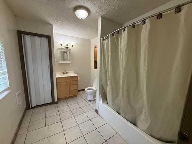 1800 N Oak Grove Avenue, Springfield, MO 65803