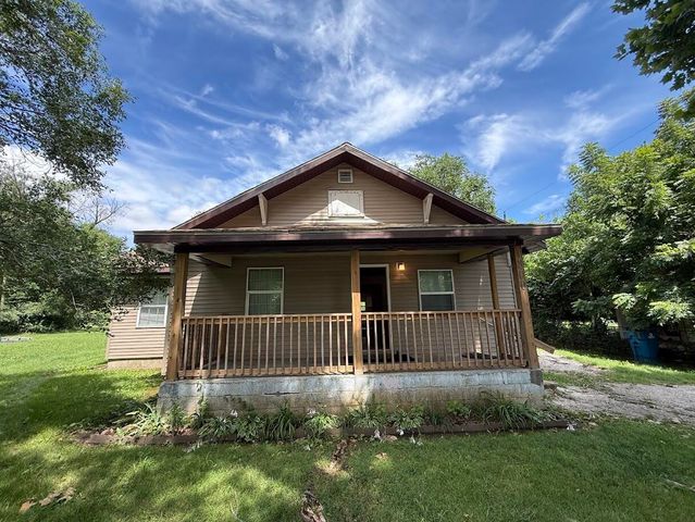 1800 N Oak Grove Avenue, Springfield, MO 65803