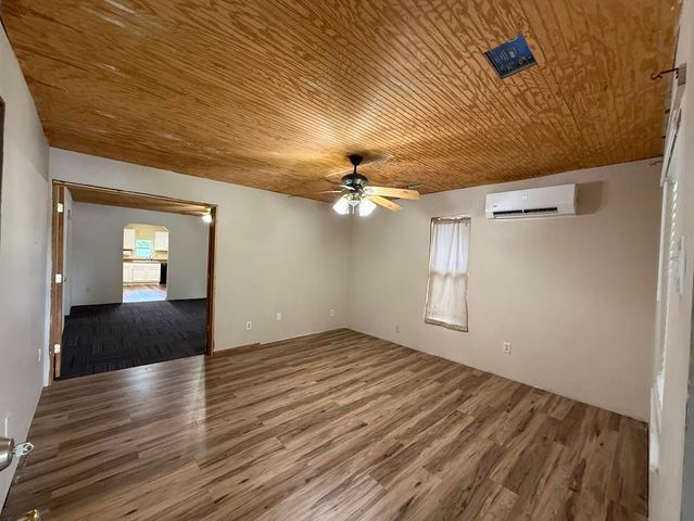 1800 N Oak Grove Avenue, Springfield, MO 65803