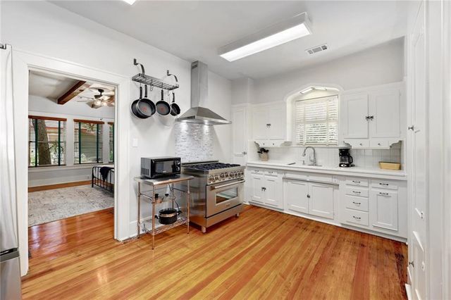 1604 S Main ST, Georgetown, TX 78626