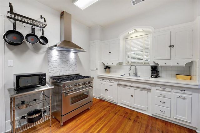 1604 S Main ST, Georgetown, TX 78626