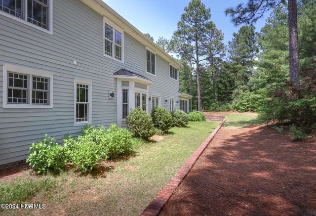 215 Inverrary Road, Pinehurst, NC 28374