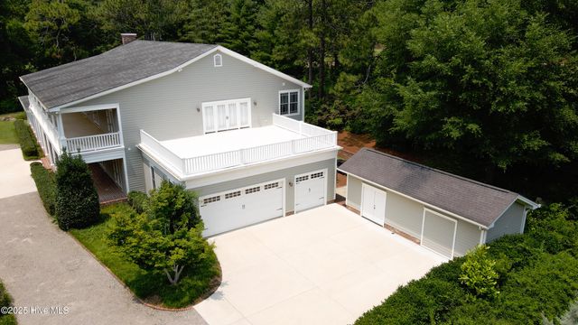 215 Inverrary Road, Pinehurst, NC 28374