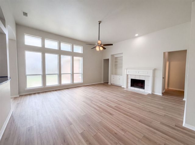 1221 Old Oak Trail, Flower Mound, TX 75028