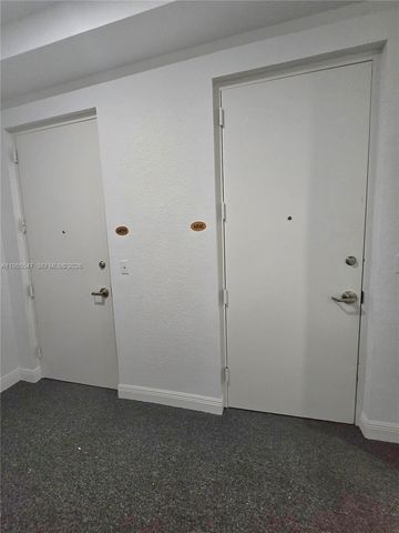 6841 N Lakeside Cir N 109-1, Davie, FL 33314