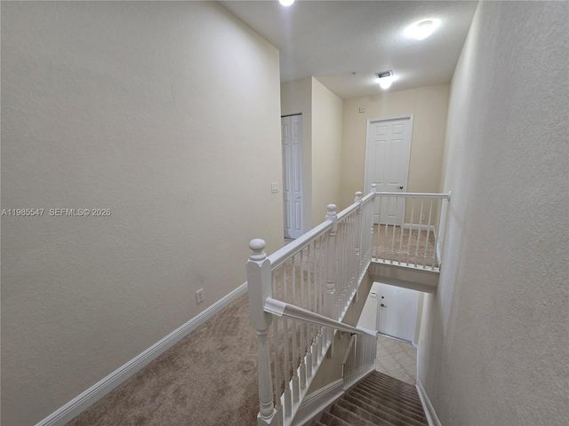 6841 N Lakeside Cir N 109-1, Davie, FL 33314