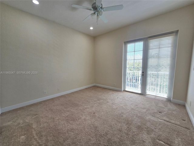 6841 N Lakeside Cir N 109-1, Davie, FL 33314