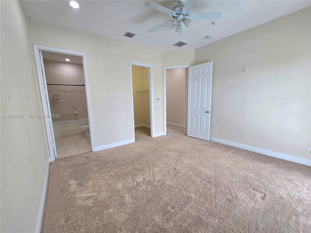 6841 N Lakeside Cir N 109-1, Davie, FL 33314