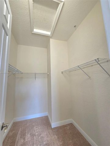 6841 N Lakeside Cir N 109-1, Davie, FL 33314