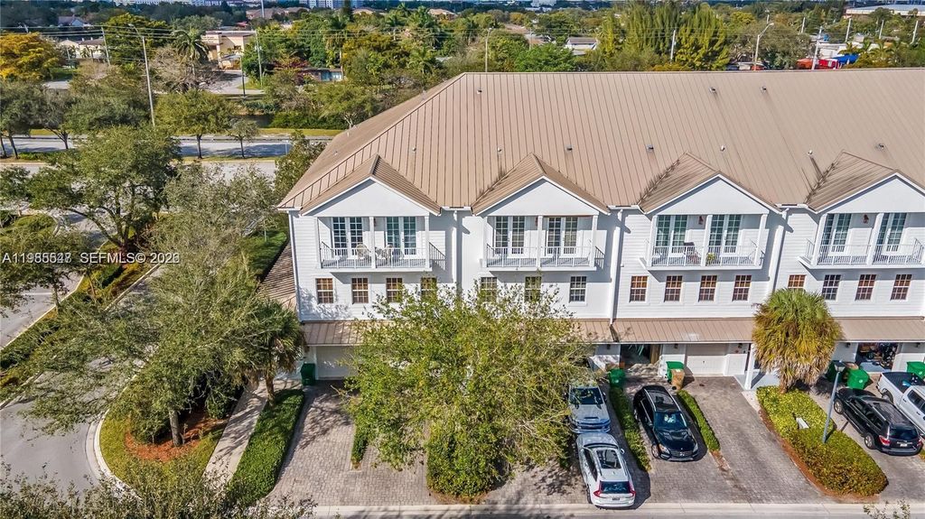 6841 N Lakeside Cir N 109-1, Davie, FL 33314