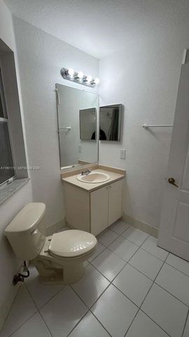 8970 W Flagler St 215, Miami, FL 33174