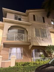 8970 W Flagler St 215, Miami, FL 33174