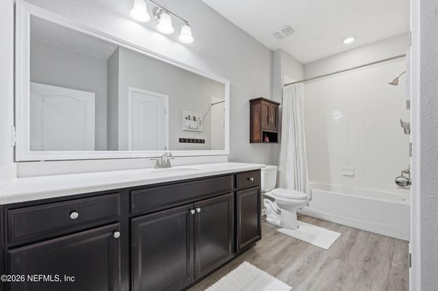 342 ASPEN LEAF Drive, Jacksonville, FL 32081