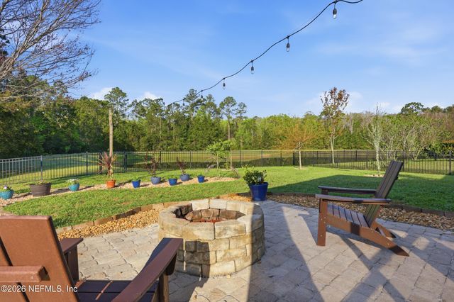 342 ASPEN LEAF Drive, Jacksonville, FL 32081