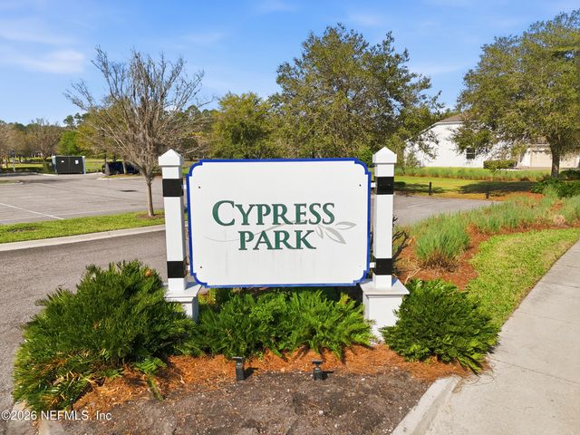 342 ASPEN LEAF Drive, Jacksonville, FL 32081