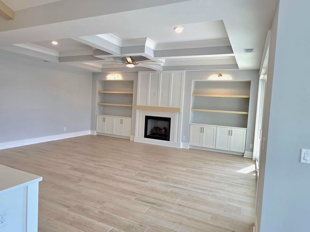 993 Crystal Waterway Dr., Myrtle Beach, SC 29579