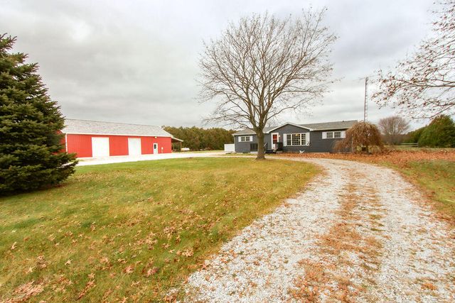 10707 S 300 W, Union Mills, IN 46382