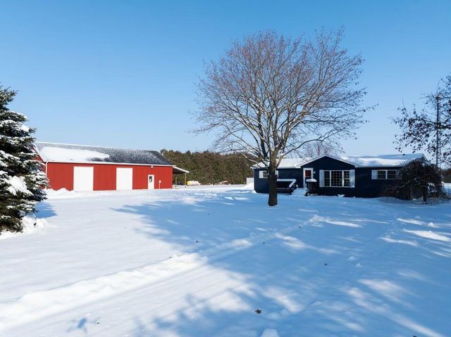 10707 S 300 W, Union Mills, IN 46382