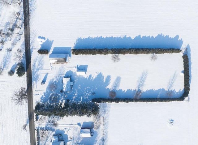 10707 S 300 W, Union Mills, IN 46382