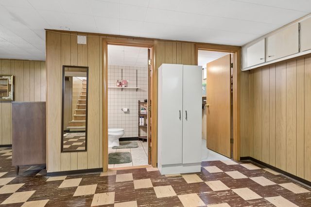 8559 N Osceola Avenue, Niles, IL 60714
