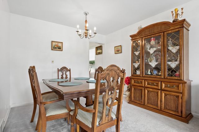 8559 N Osceola Avenue, Niles, IL 60714
