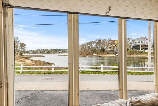 27 West Blvd, Wareham, MA 02558