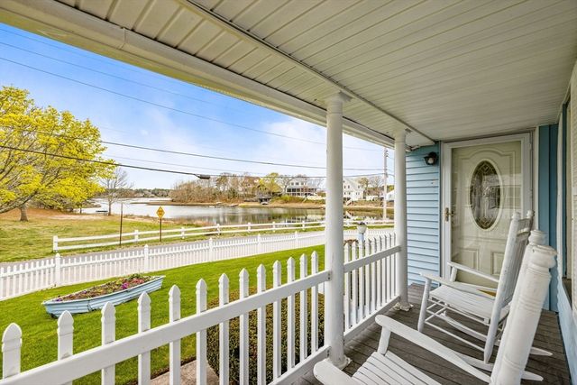 27 West Blvd, Wareham, MA 02558
