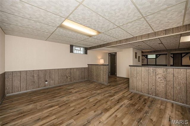 12050 Charwick Drive, St Louis, MO 63128