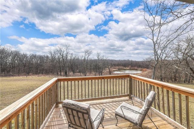 720 SW 800th Road, Chilhowee, MO 64733