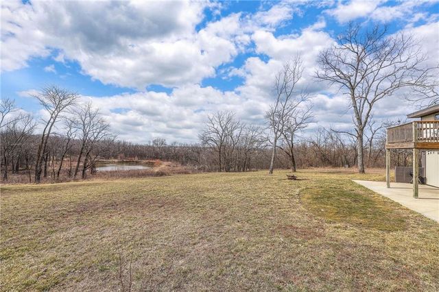720 SW 800th Road, Chilhowee, MO 64733