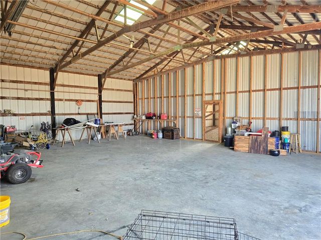 720 SW 800th Road, Chilhowee, MO 64733