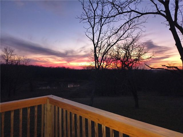 720 SW 800th Road, Chilhowee, MO 64733