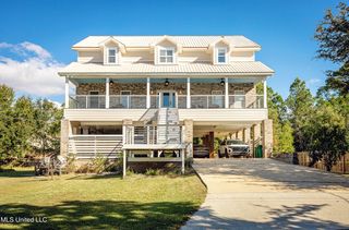 6316 Point Porteaux Road, Ocean Springs, MS 39564