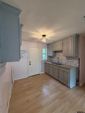 2907 Cushing Drive, Tyler, TX 75702