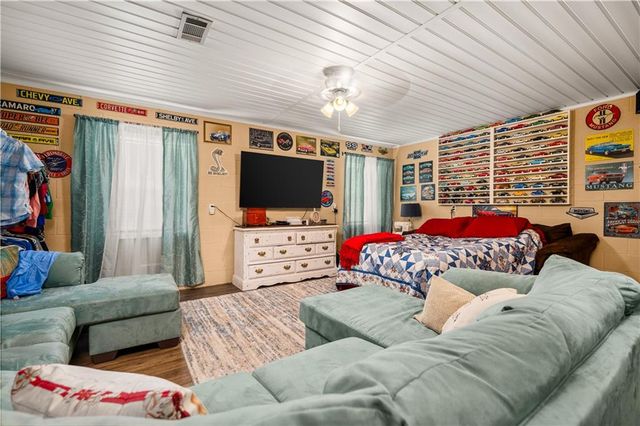 1156 PALMER CHAPEL Road, Pineville, LA 71360
