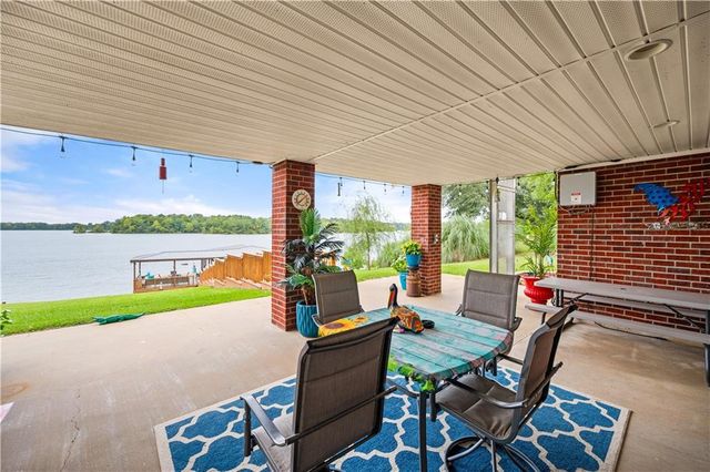 1156 PALMER CHAPEL Road, Pineville, LA 71360
