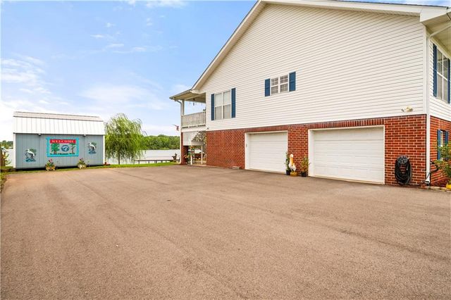 1156 PALMER CHAPEL Road, Pineville, LA 71360