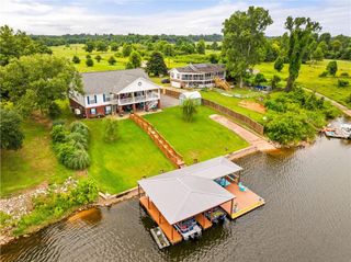 1156 PALMER CHAPEL Road, Pineville, LA 71360