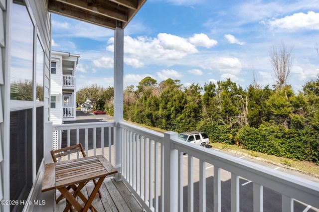 704 E Moore Street 112, Southport, NC 28461