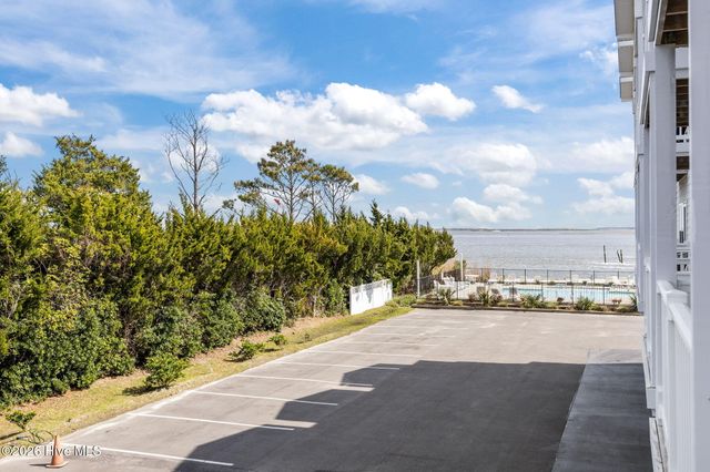 704 E Moore Street 112, Southport, NC 28461