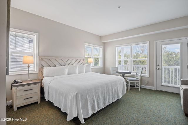 704 E Moore Street 112, Southport, NC 28461