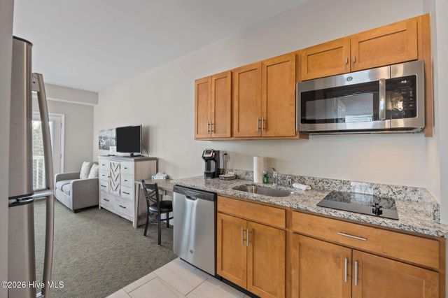 704 E Moore Street 112, Southport, NC 28461