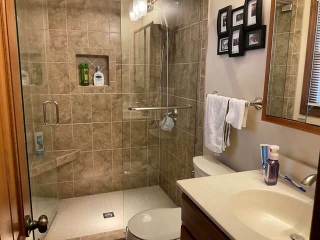 805 W Spring Street, Eldridge, IA 52748